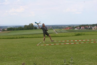 hlg200982.jpg