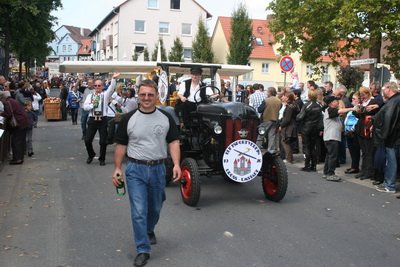 winzerfestumzug201033.jpg