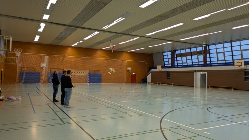 hallenfliegen211224.jpg
